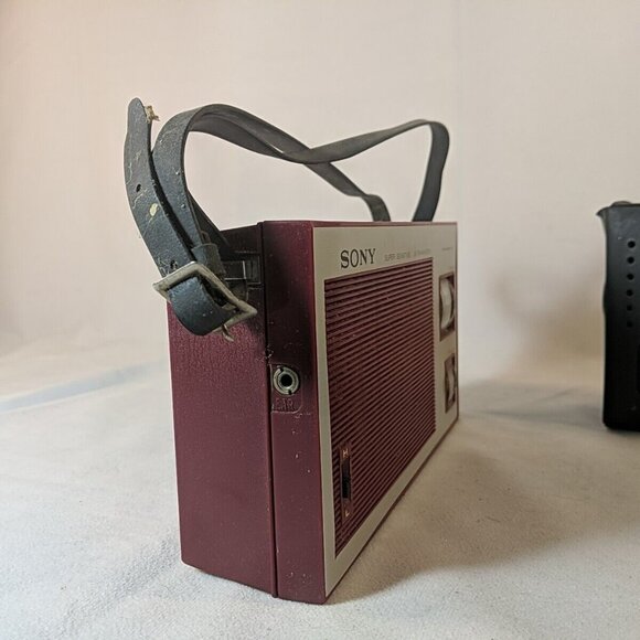 Sony 6R-11 9 Transistor Super Sensitive Radio Vintage Red TESTED WORKING Case - Picture 9 of 16